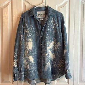 Frank & Eileen “Eileen” Distressed Denim Button Up shirt XL Splatter Paint